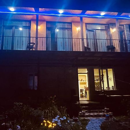 Sunny Guesthouse Kazbegi Exterior photo