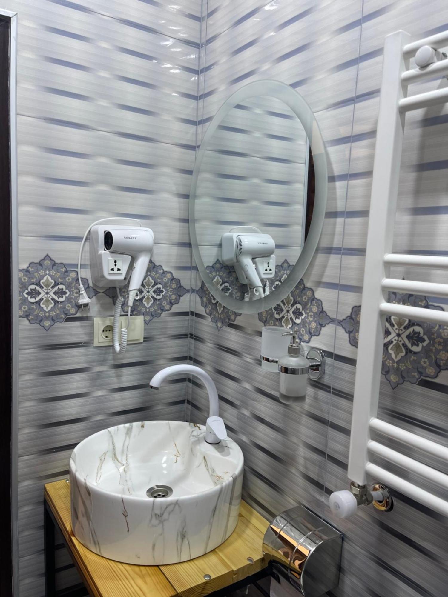 Sunny Guesthouse Kazbegi Exterior photo