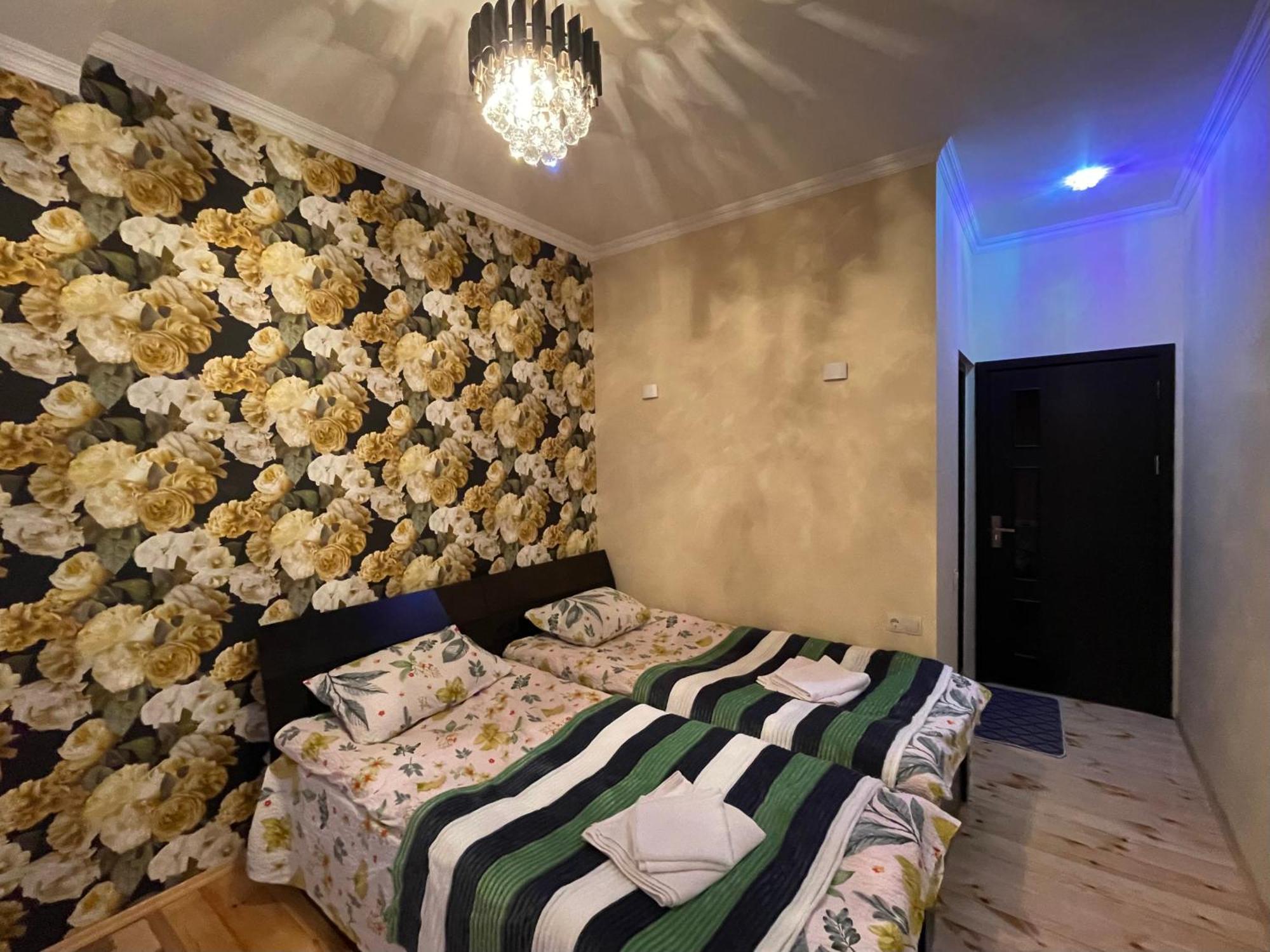Sunny Guesthouse Kazbegi Exterior photo