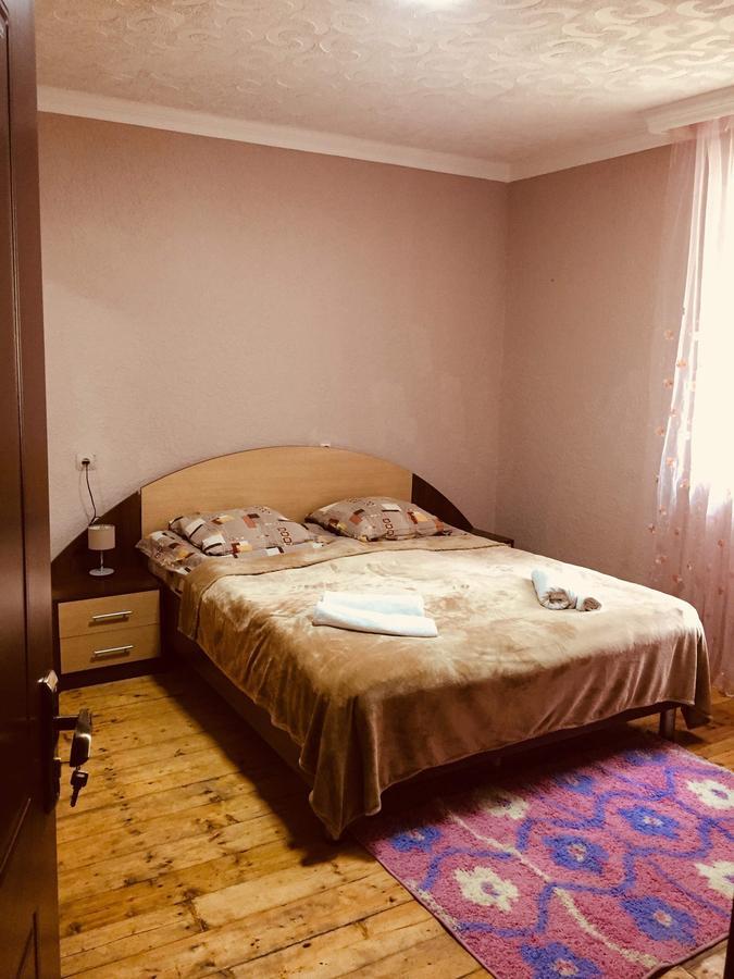 Sunny Guesthouse Kazbegi Exterior photo