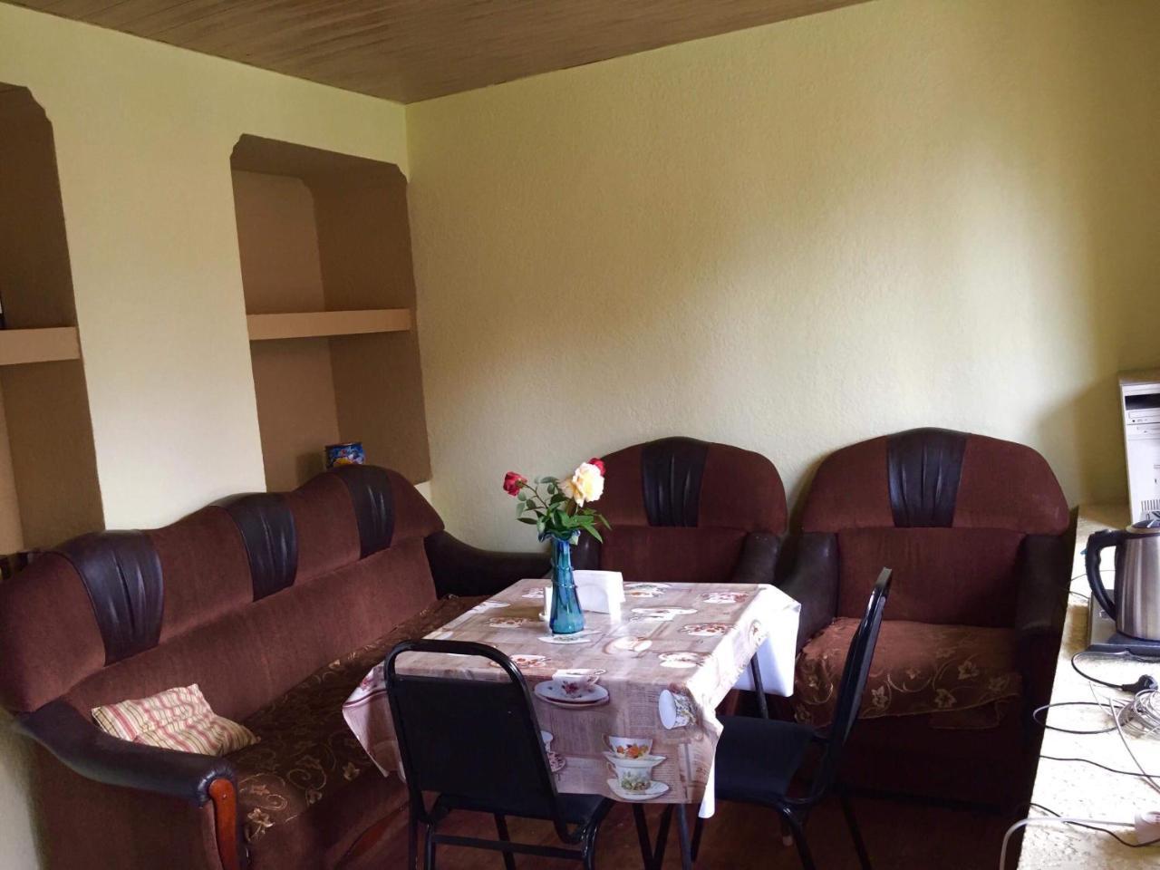 Sunny Guesthouse Kazbegi Exterior photo